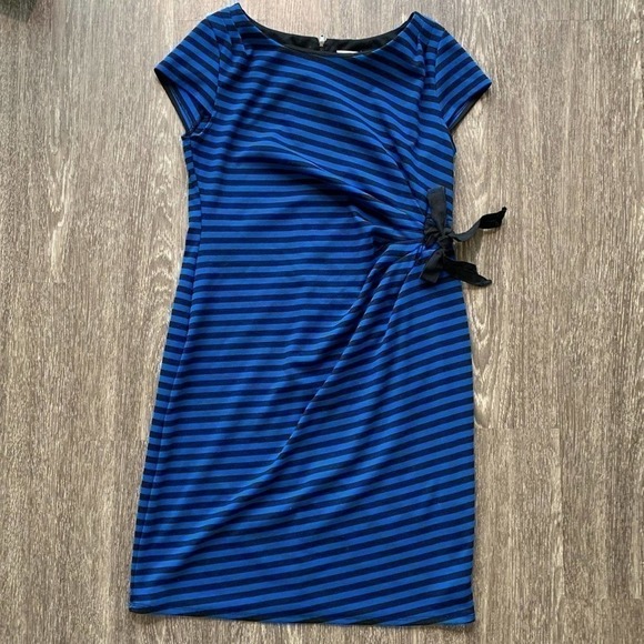 A pea in the Pod Striped maternity dress. Large - Picture 1 of 11